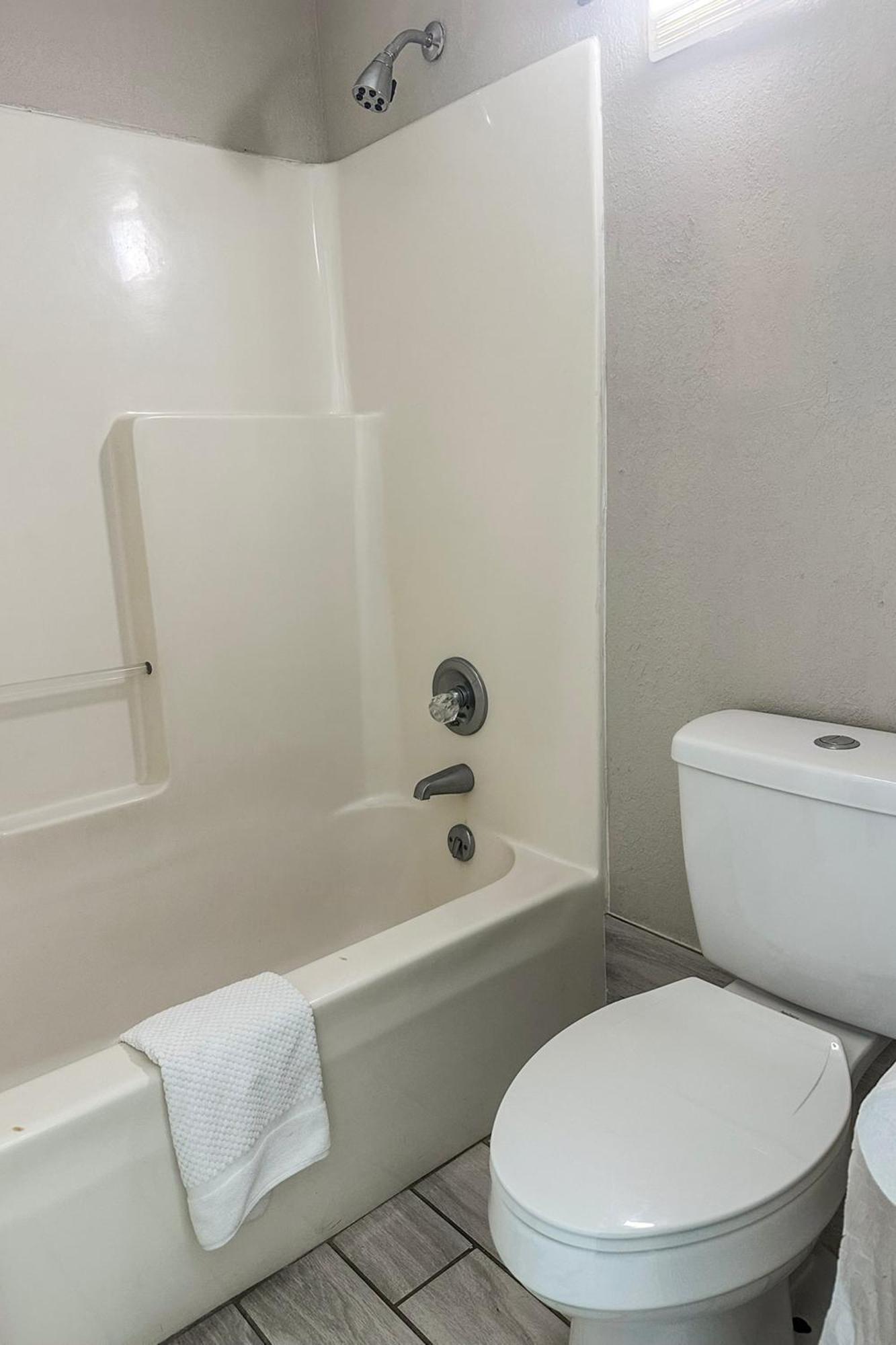 Regal Inn Guntersville By Oyo Hwy 431 エクステリア 写真