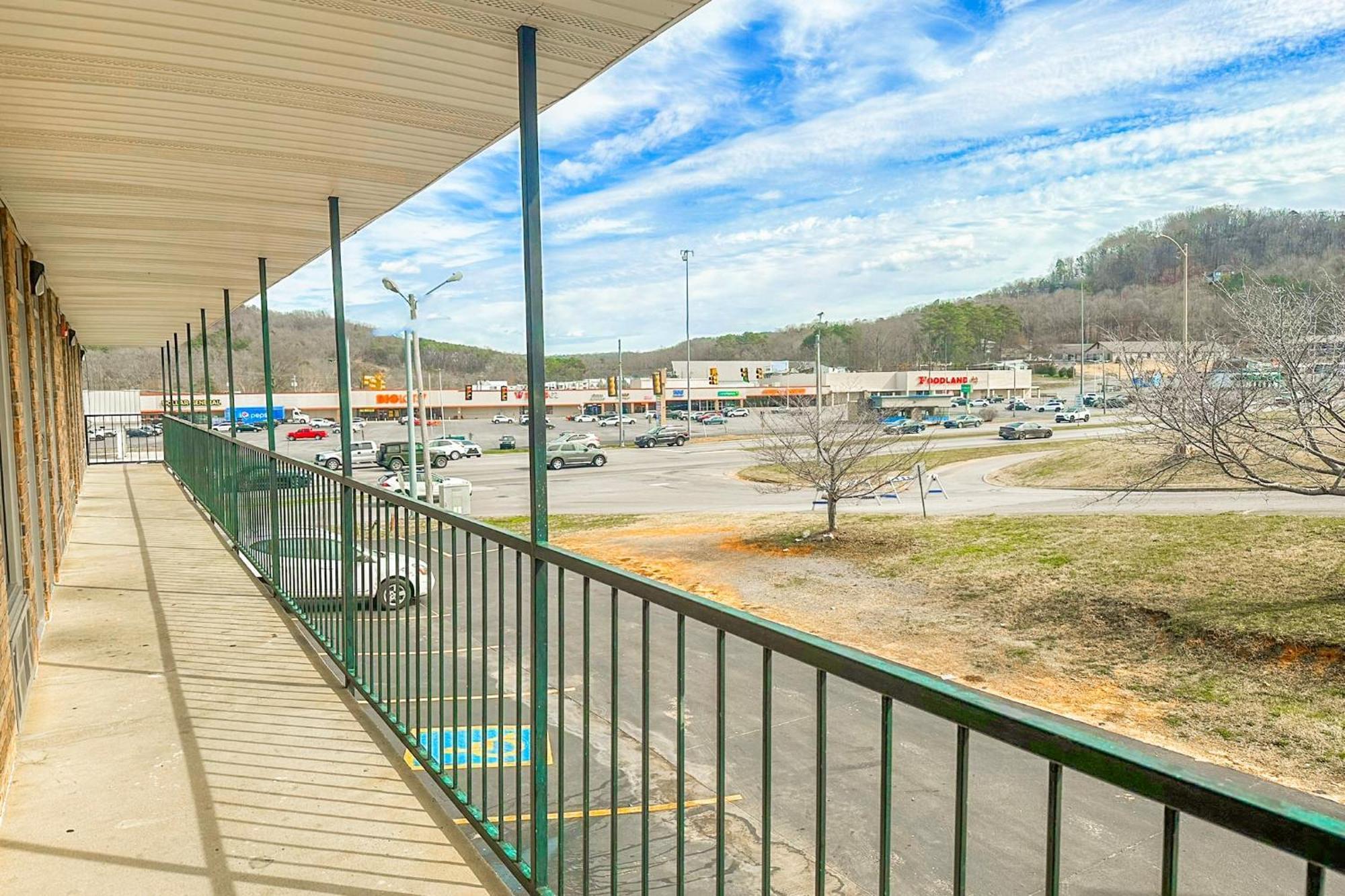 Regal Inn Guntersville By Oyo Hwy 431 エクステリア 写真