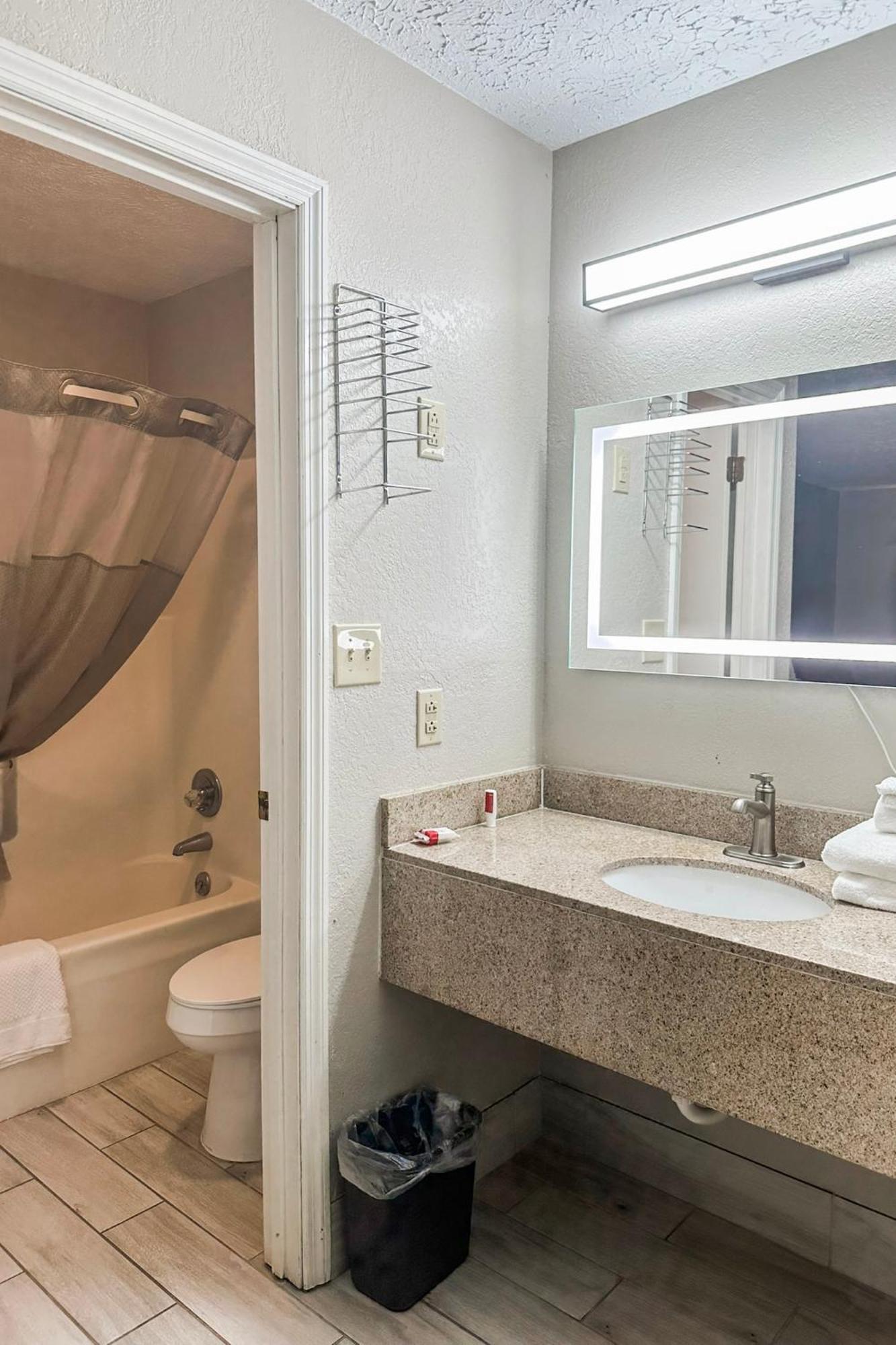 Regal Inn Guntersville By Oyo Hwy 431 エクステリア 写真